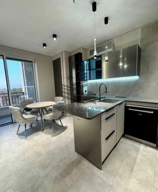 Сдаётся 1-комнатная квартира, 53 м²