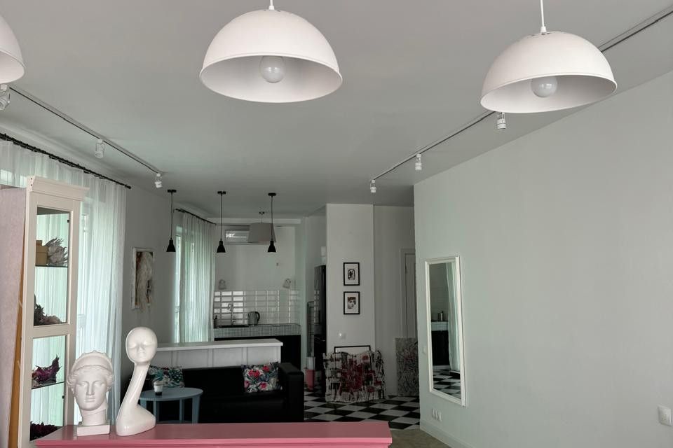 Продаётся 1-комнатная квартира, 51 м²