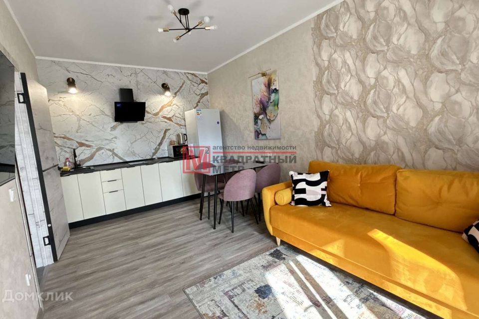 Сдаётся 2-комнатная квартира, 42 м²