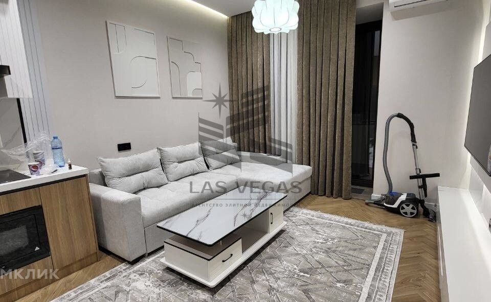 Сдаётся 2-комнатная квартира, 57.4 м²