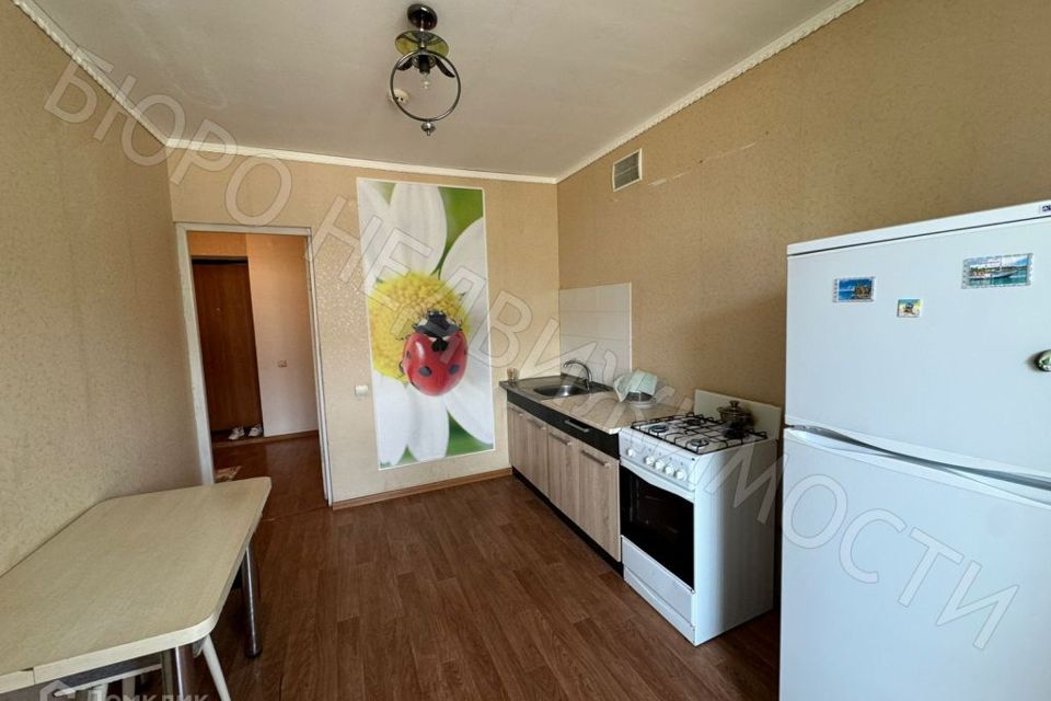 Продаётся 1-комнатная квартира, 38 м²