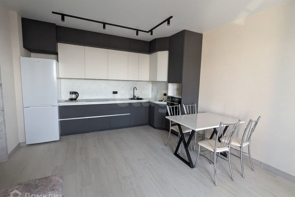 Сдаётся 2-комнатная квартира, 61.2 м²