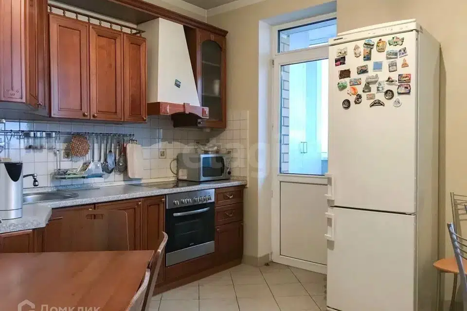 Продаётся 1-комнатная квартира, 53 м²