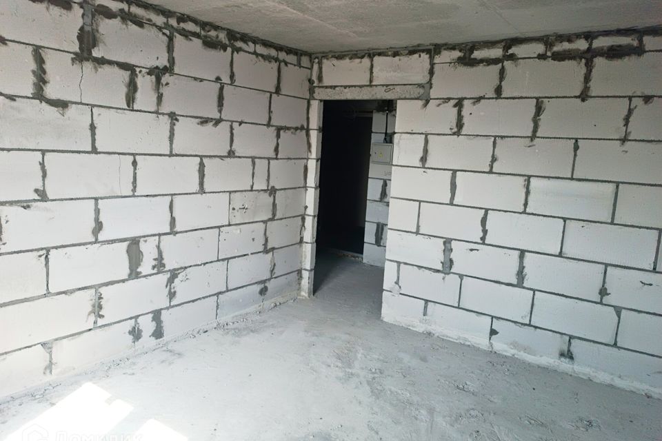 Продаётся 1-комнатная квартира, 41.8 м²