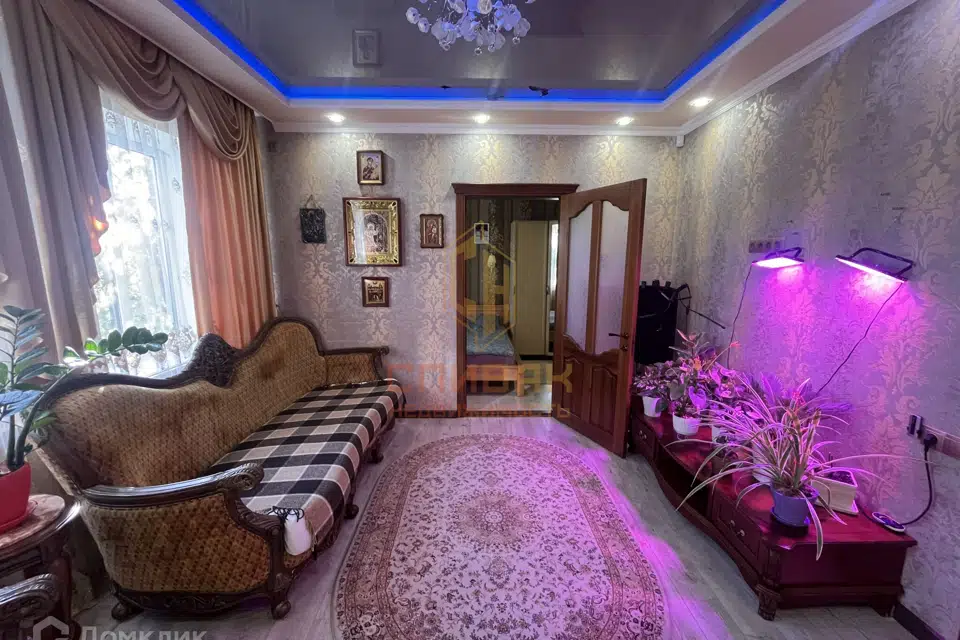 Продаётся 3-этажный дом, 136.6 м²