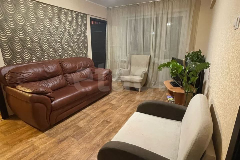 Продаётся 4-комнатная квартира, 59 м²