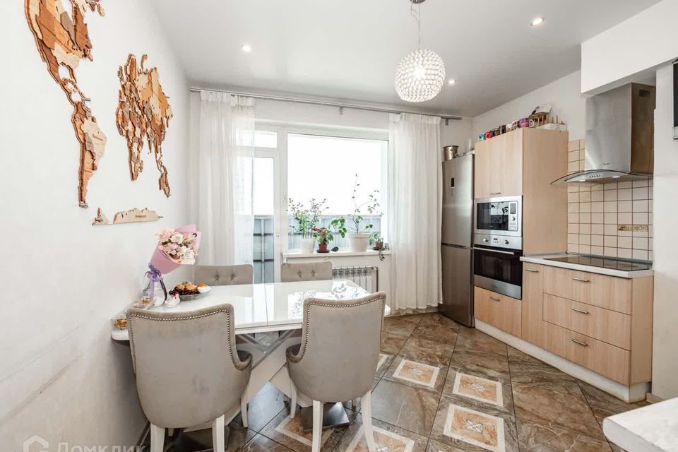 Продаётся 2-комнатная квартира, 63 м²