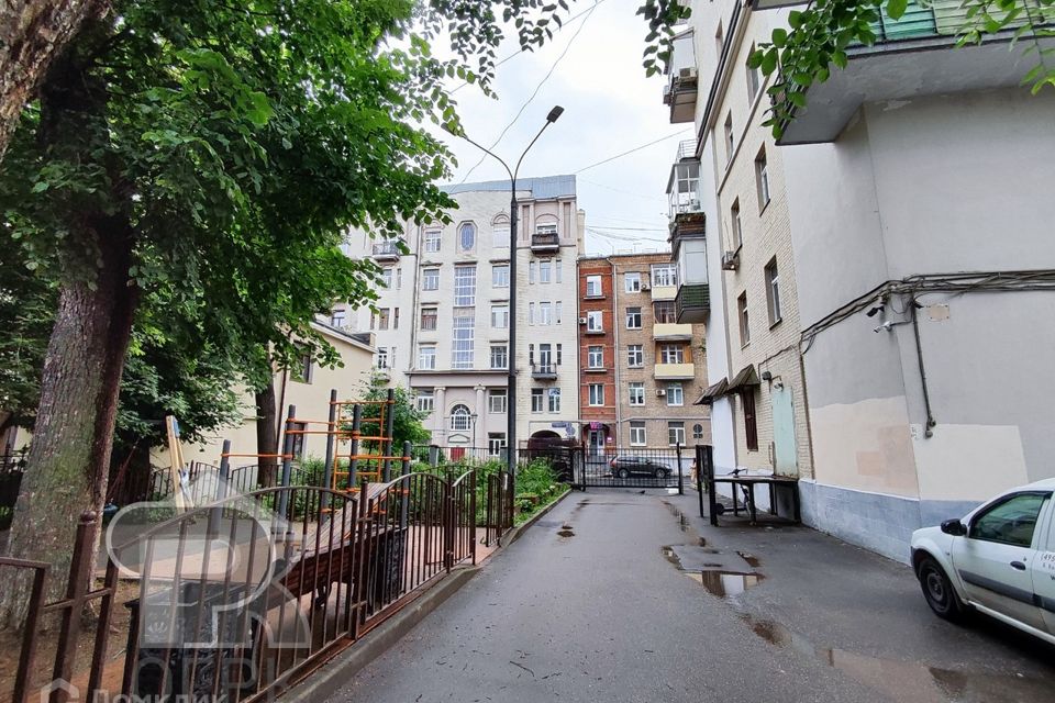 Продаётся 2-комнатная квартира, 61.4 м²