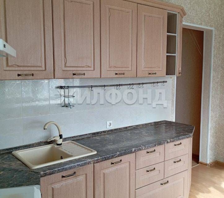 Продаётся 1-комнатная квартира, 48.1 м²