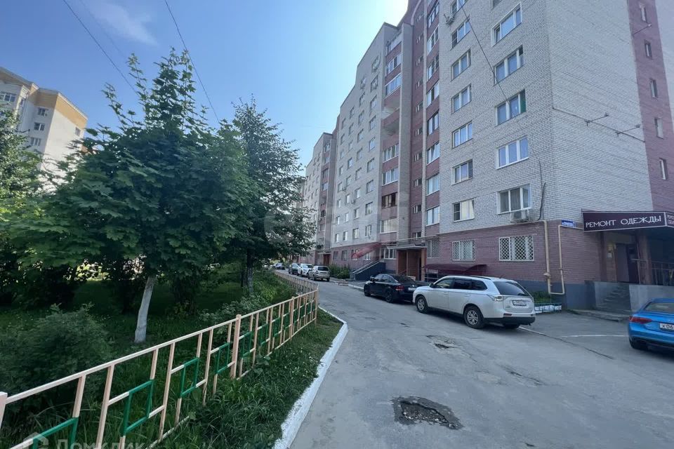 Продаётся 1-комнатная квартира, 40.6 м²