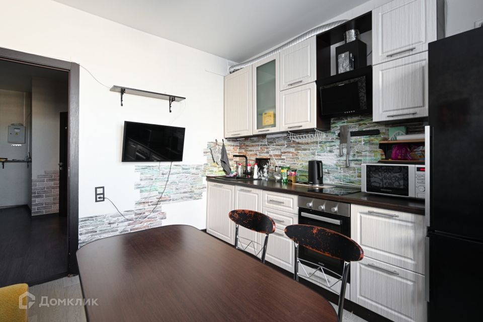 Продаётся 2-комнатная квартира, 61.2 м²