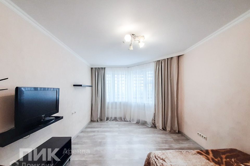 Сдаётся 1-комнатная квартира, 42.2 м²