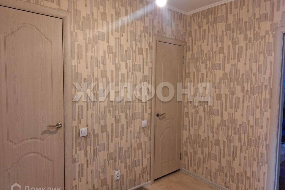 Продаётся 3-комнатная квартира, 64.8 м²
