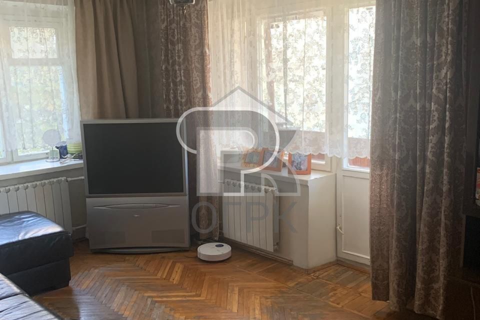 Продаётся 3-комнатная квартира, 56 м²