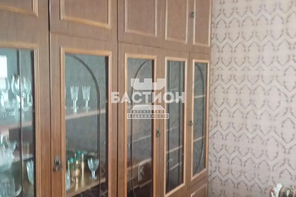 Продаётся 4-комнатная квартира, 80.7 м²