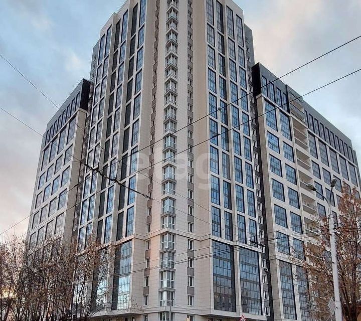 Продаётся 4-комнатная квартира, 121.2 м²