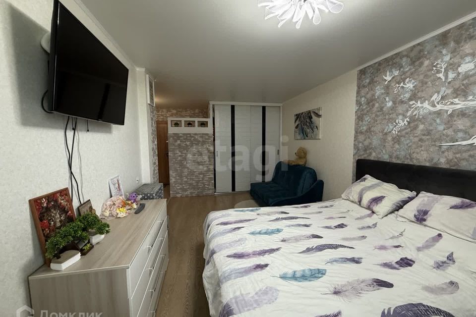 Продаётся 1-комнатная квартира, 42.2 м²