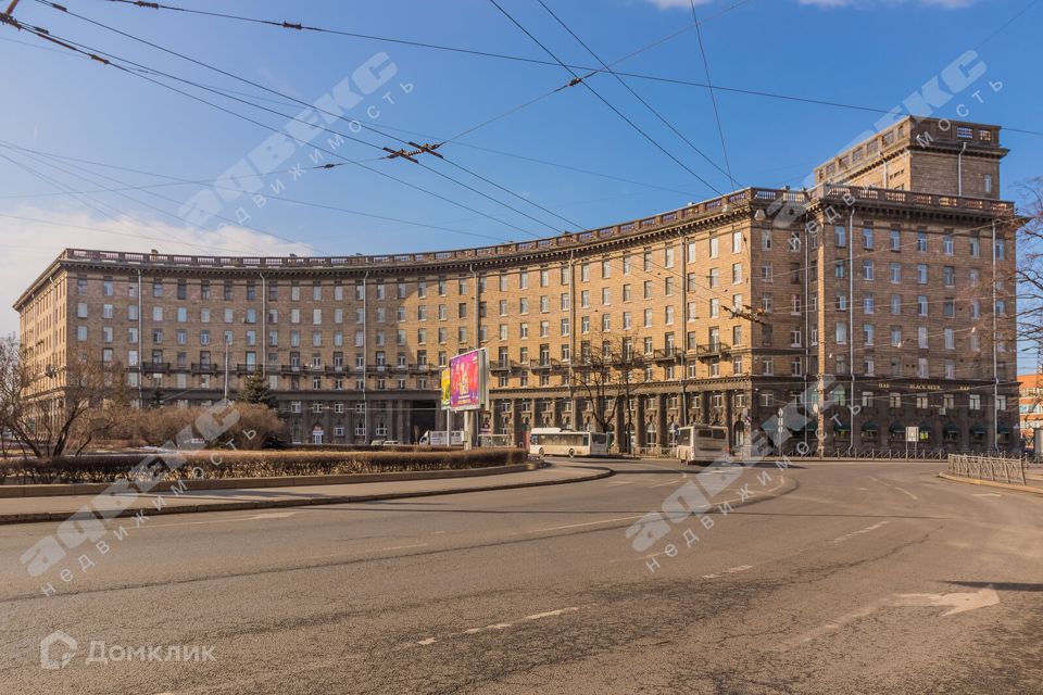 Продаётся 3-комнатная квартира, 87 м²