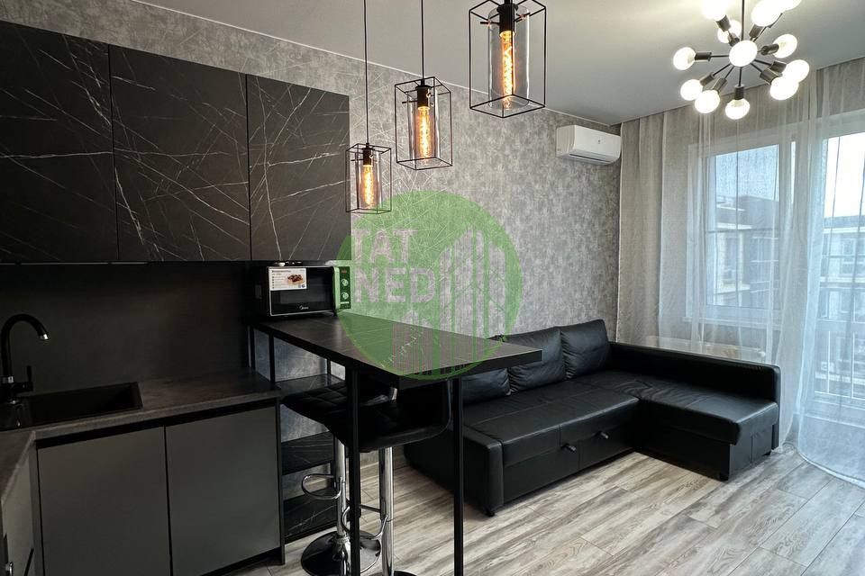 Продаётся 1-комнатная квартира, 43.8 м²