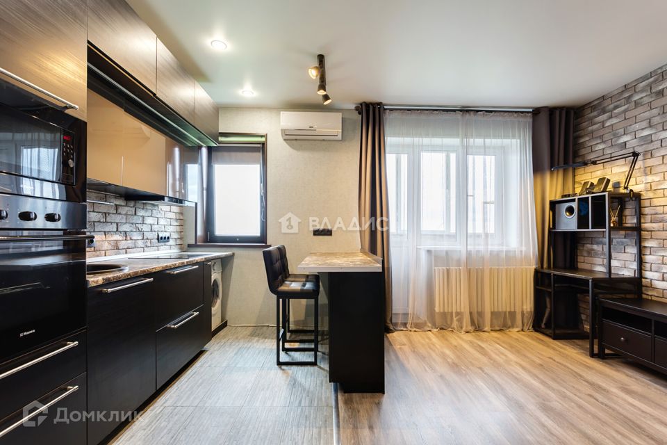 Продаётся 2-комнатная квартира, 56.5 м²