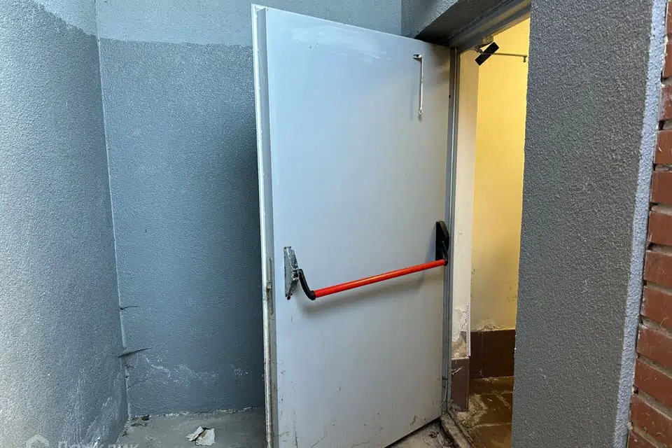 Сдаётся помещение своб. назначения, 281.4 м²