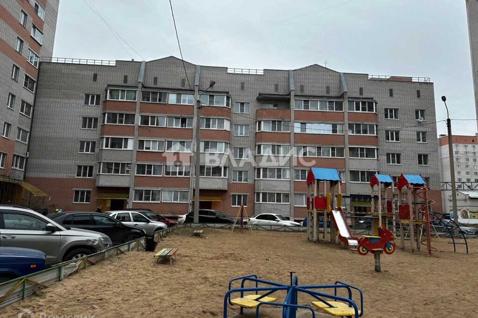 Продаётся 2-комнатная квартира, 80.2 м²