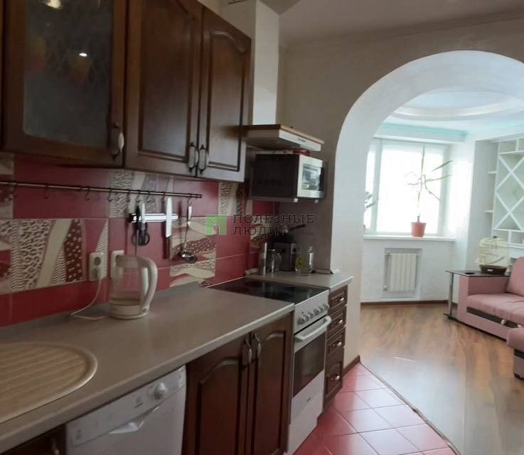 Сдаётся 2-комнатная квартира, 63 м²