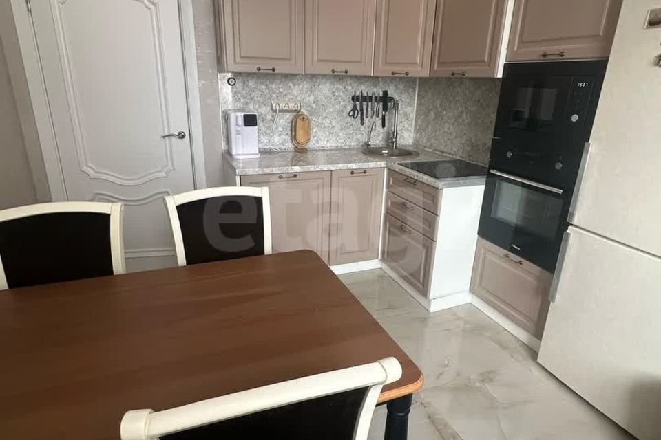Продаётся 2-комнатная квартира, 67 м²