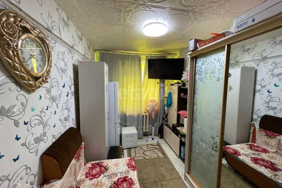 Продаётся 3-комнатная квартира, 55.8 м²