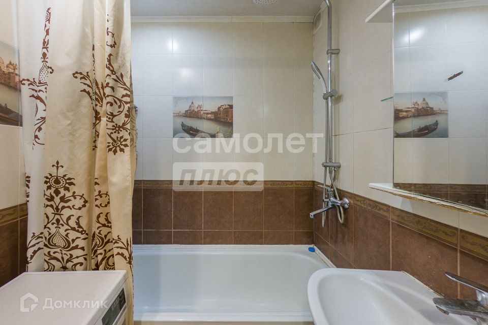 Продаётся 2-комнатная квартира, 67.5 м²