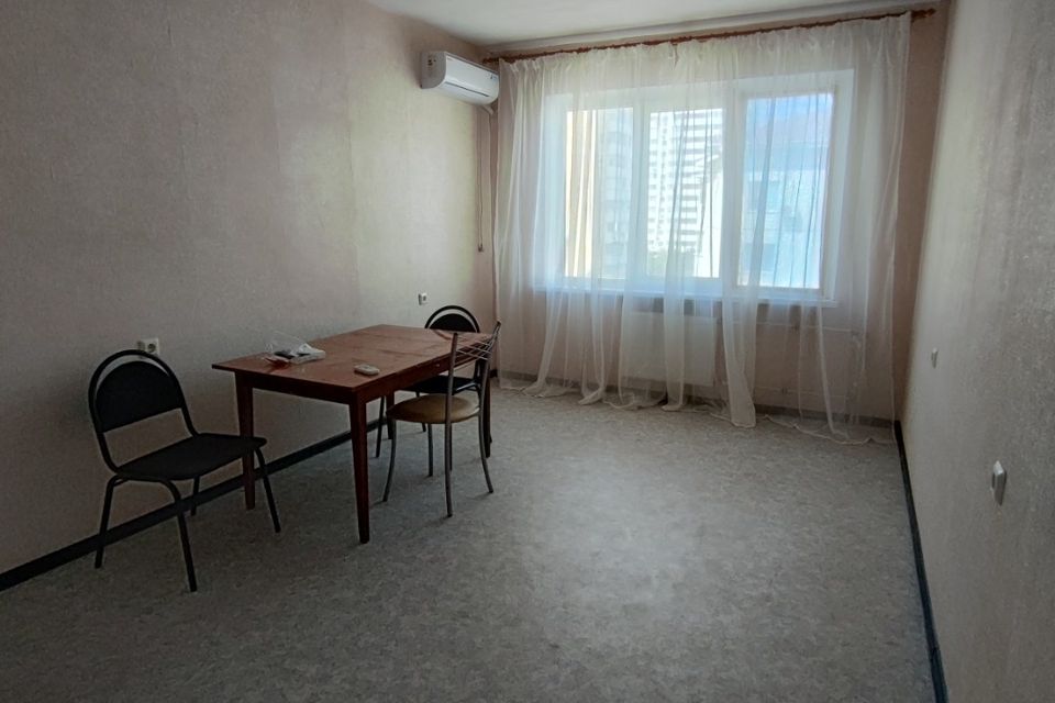 Сдаётся 2-комнатная квартира, 55 м²