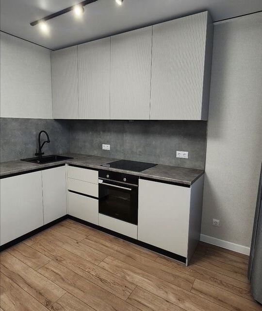 Продаётся 2-комнатная квартира, 60.7 м²