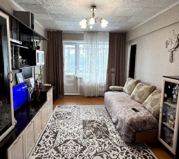 Продаётся 3-комнатная квартира, 49.1 м²