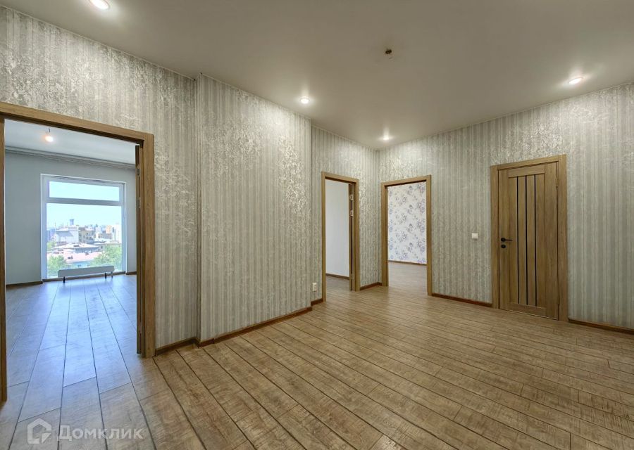 Продаётся 3-комнатная квартира, 90 м²