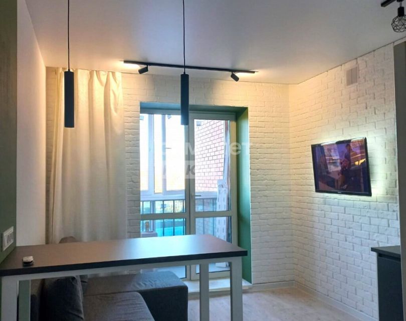 Продаётся 1-комнатная квартира, 42 м²