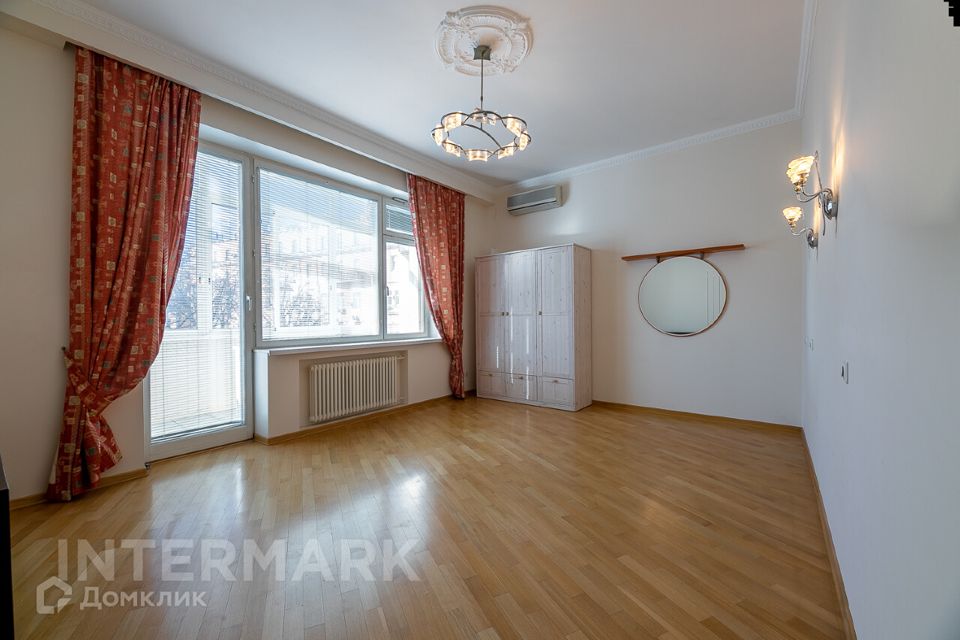 Сдаётся 3-комнатная квартира, 105 м²