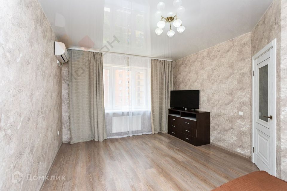 Продаётся 1-комнатная квартира, 34.4 м²