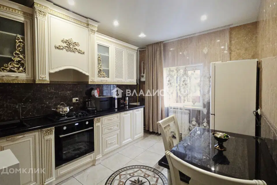 Продаётся 3-комнатная квартира, 58 м²