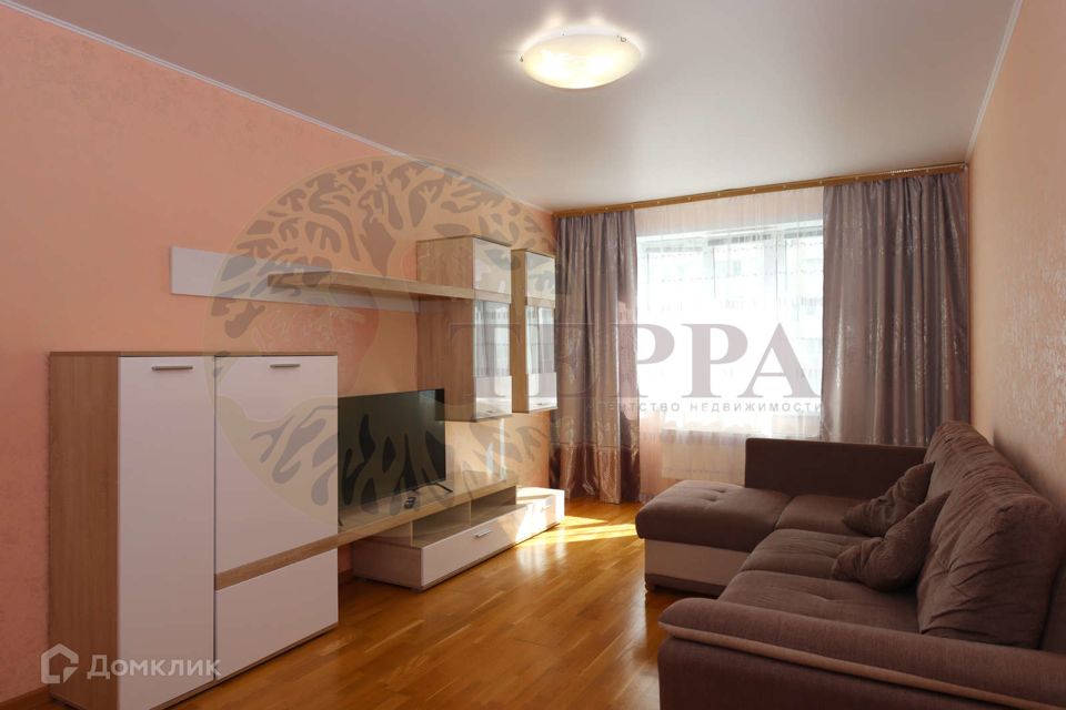 Сдаётся 2-комнатная квартира, 62.3 м²