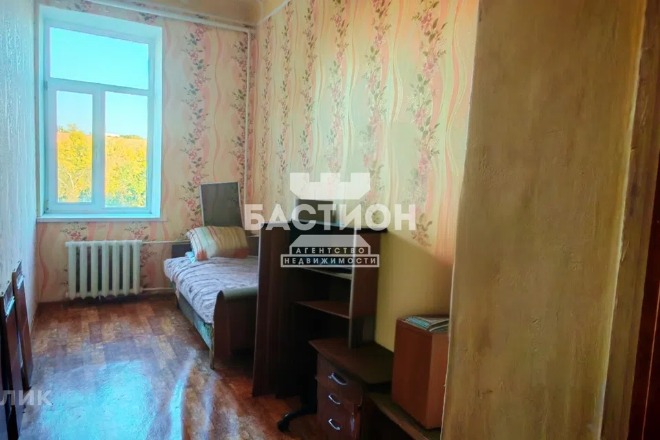 Продаётся 4-комнатная квартира, 88.8 м²