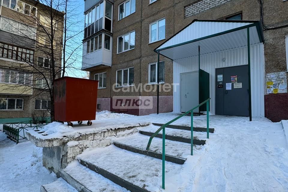 Продаётся 3-комнатная квартира, 60.4 м²