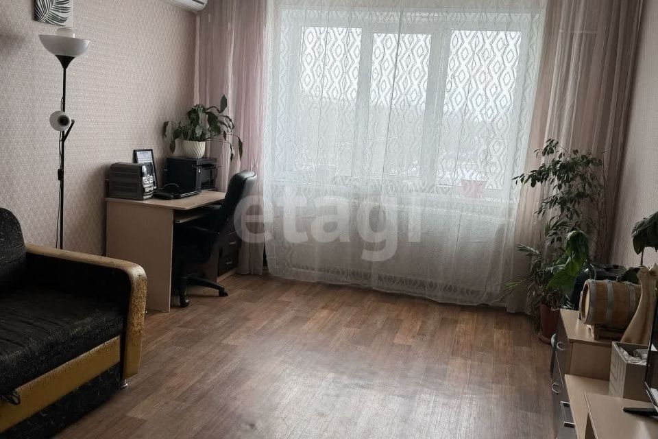 Продаётся 3-комнатная квартира, 62.4 м²