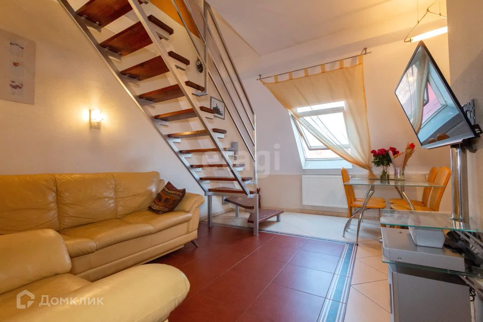 Продаётся 2-комнатная квартира, 52.2 м²