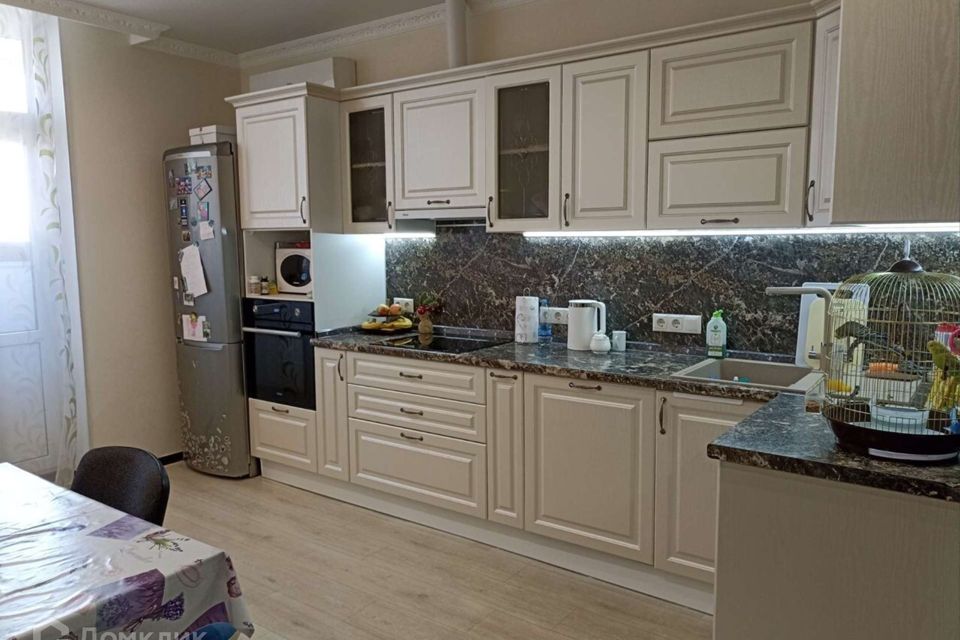 Продаётся 3-комнатная квартира, 76.4 м²