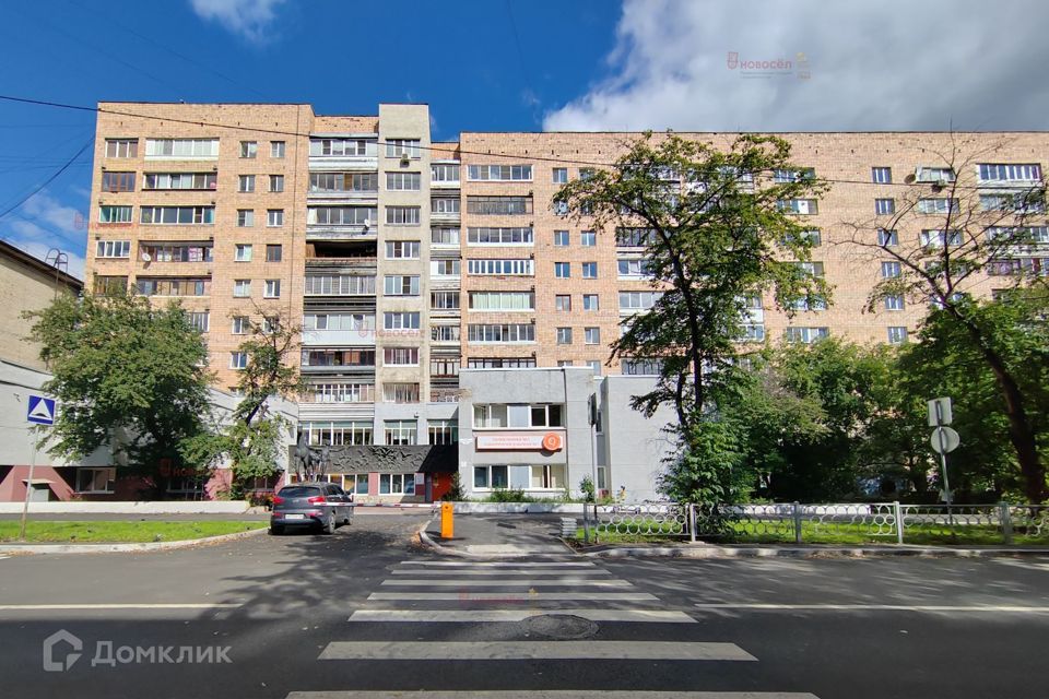 Продаётся 4-комнатная квартира, 77 м²