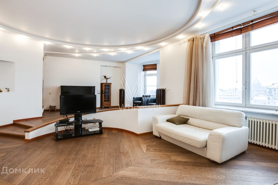 Сдаётся 4-комнатная квартира, 170 м²