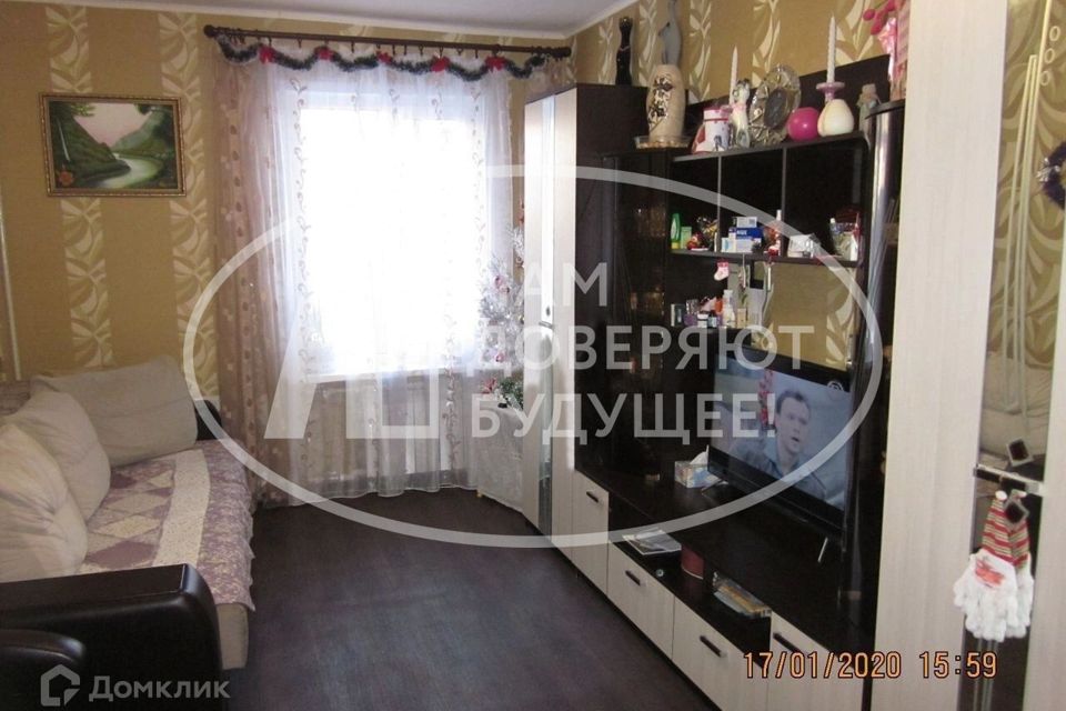 Продаётся 3-комнатная квартира, 55.5 м²