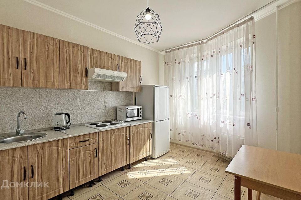 Продаётся 1-комнатная квартира, 37.6 м²