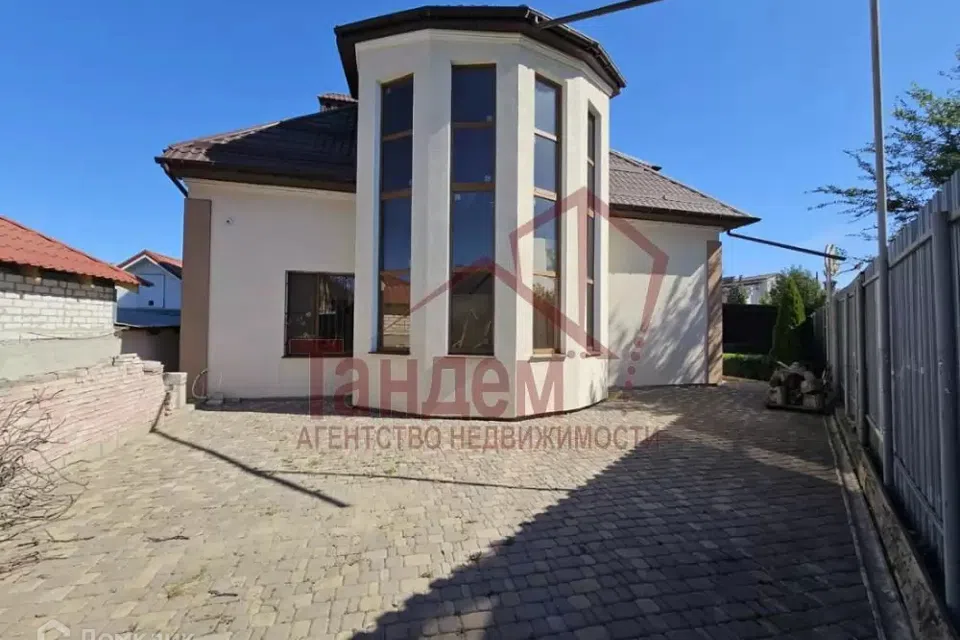 Продаётся 2-этажный дом, 300 м²