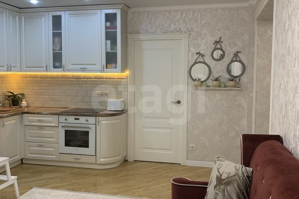 Продаётся 2-комнатная квартира, 72 м²